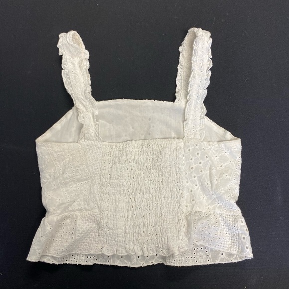 Urban romantics white top - Picture 2 of 3